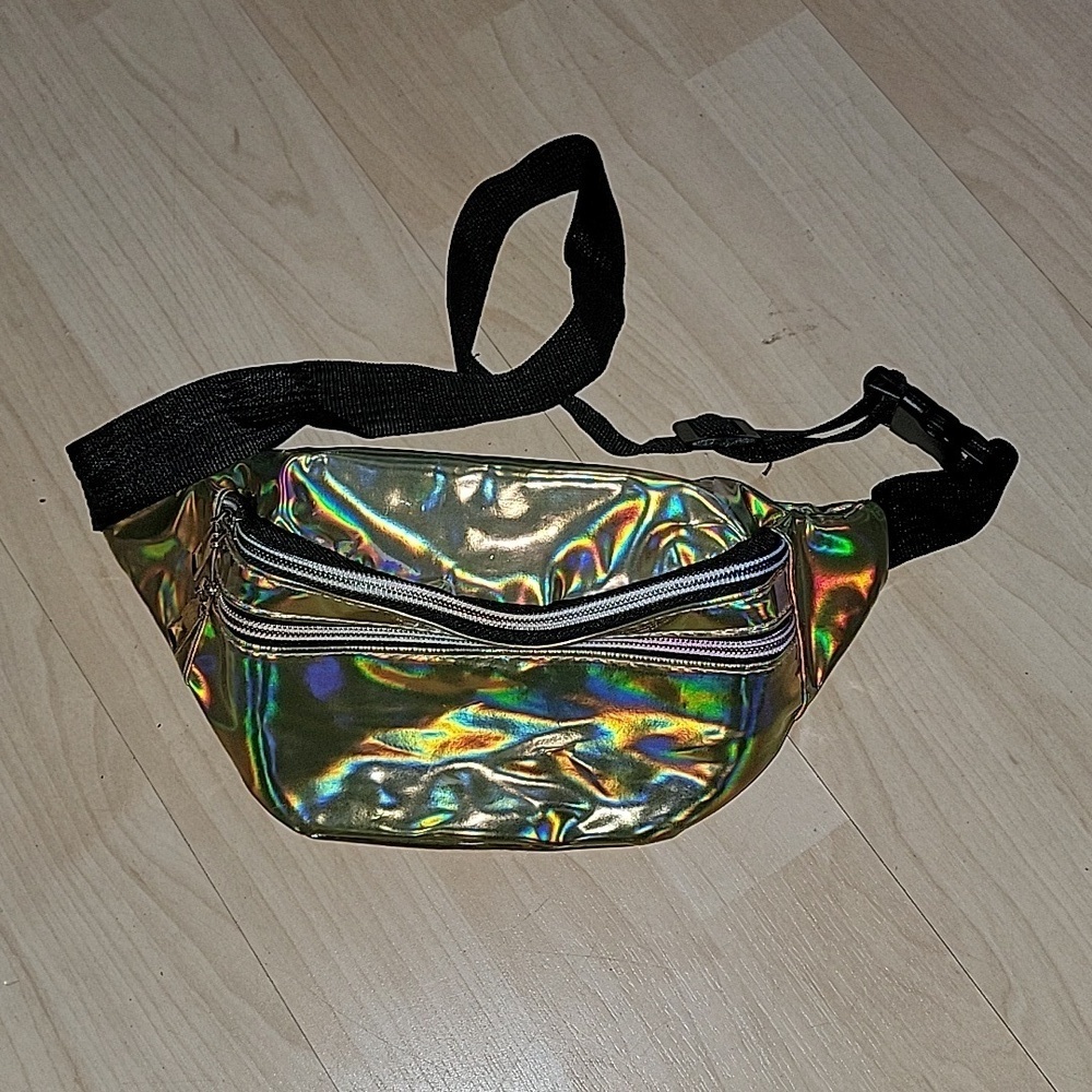 Cochella Y3K Bum Bag Fanny Pack Gold Holographic Crossbody